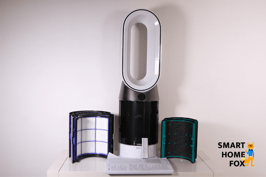 Der Verpackungsinhalt enthält Dyson Luftreiniger, HEPA- und Aktivkohlefilter, Fernbedienung und das Handbuch.